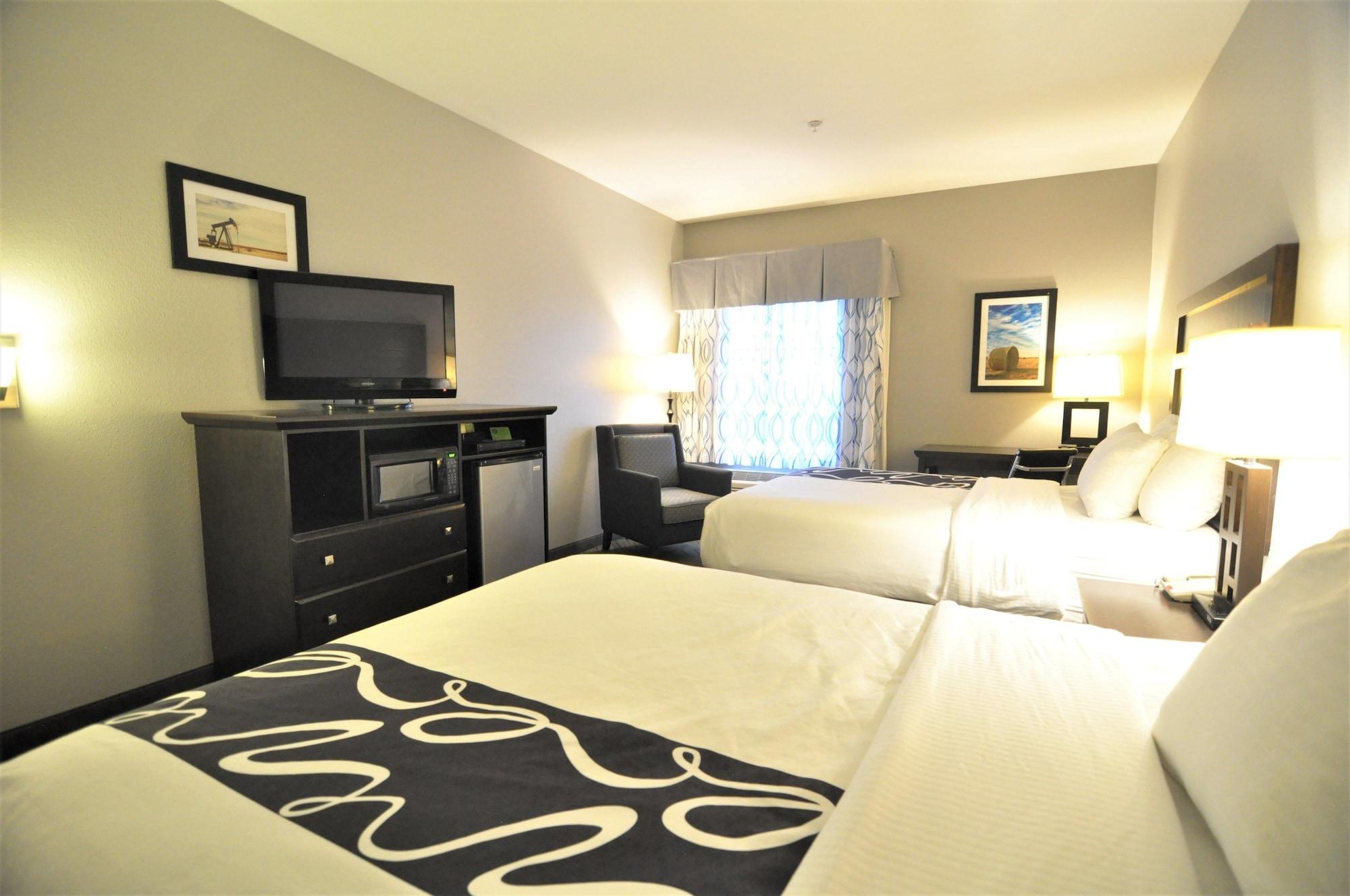 Отель La Quinta By Wyndham Brookshire West Katy Экстерьер фото